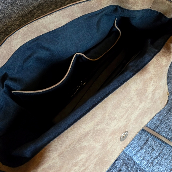 Dot Dash handbag - Picture 6 of 6